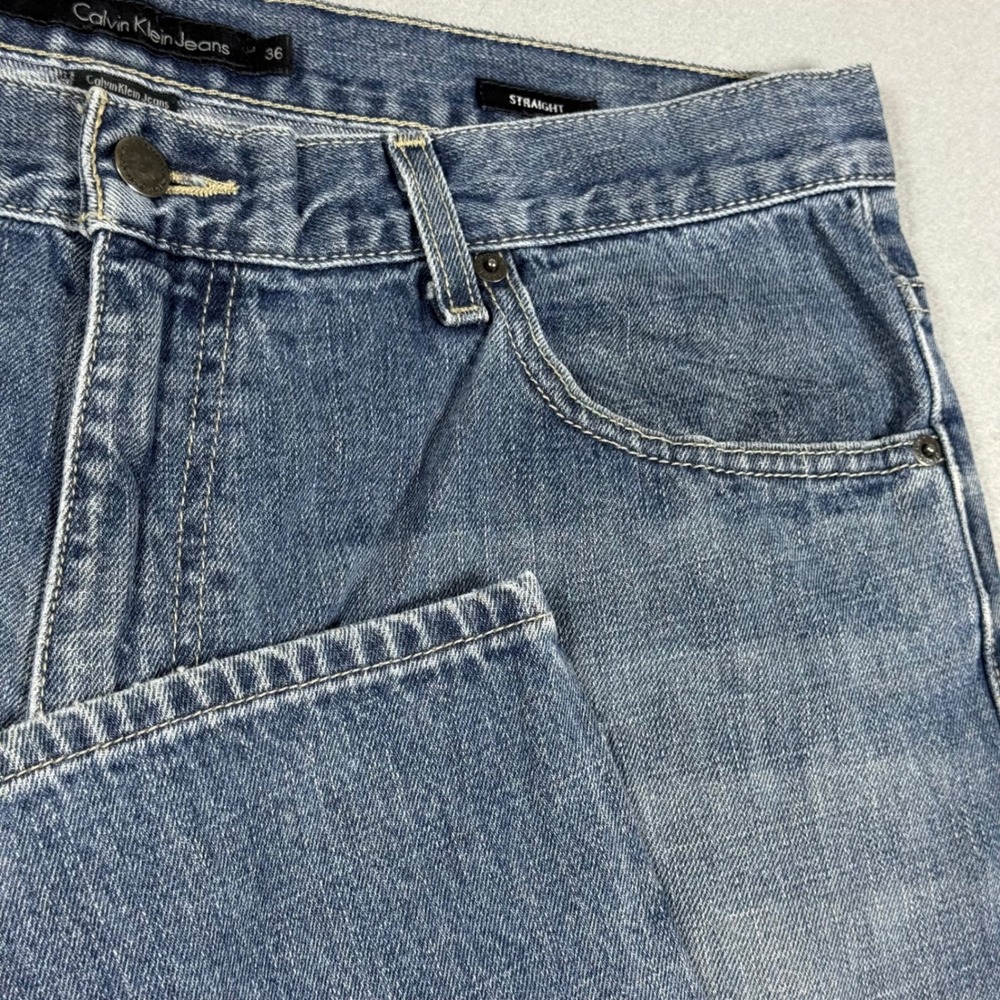 Calvin Klein Jeans Mens 36 Straight Leg Medium Wash Blue Denim Cotton Pants